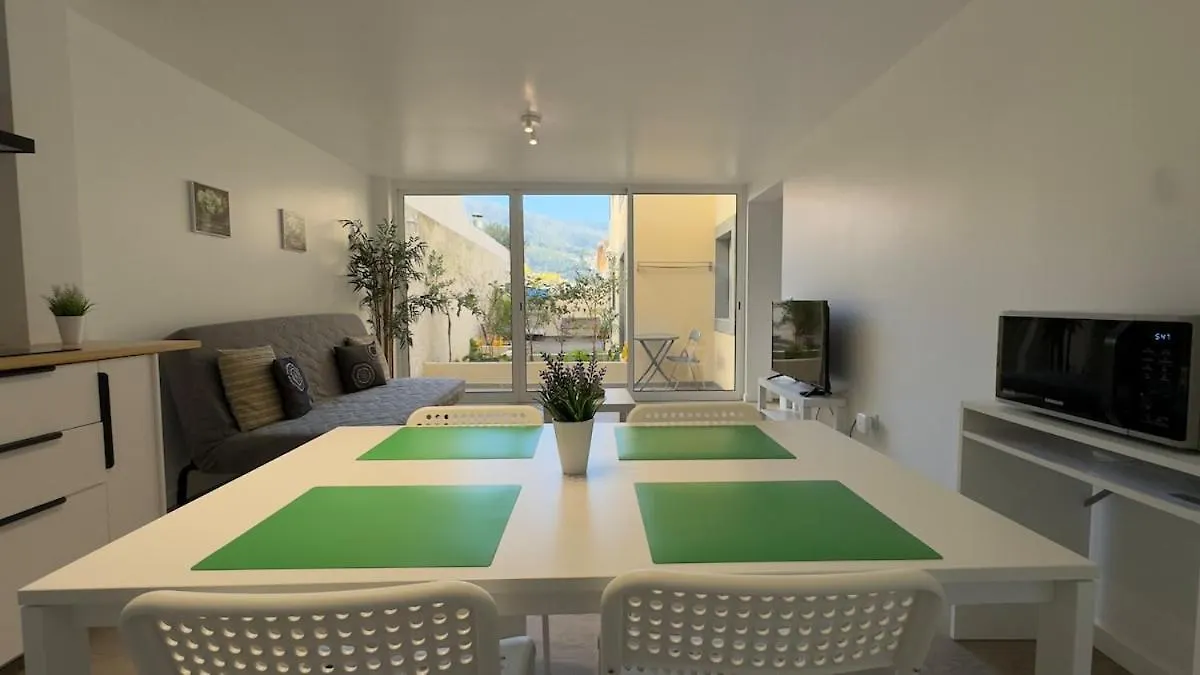 Like Home IV - Ideal For Families And Friendsの連絡先